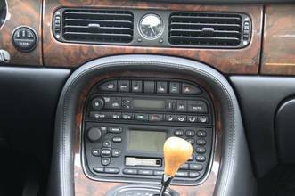 Thumbnail von Jaguar Daimler V8 long version 3 years warranty