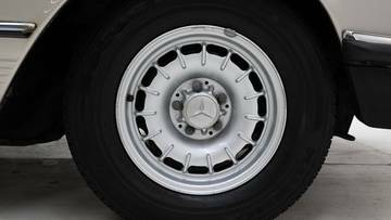 Thumbnail von Mercedes-Benz 380 SL + hardtop '85