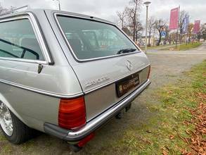 Thumbnail von Mercedes-Benz 280 TE, richement équipé et documenté