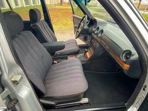 Thumbnail von Mercedes-Benz 280 TE, richement équipé et documenté