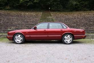 Thumbnail von Jaguar XJR 3 yıl garanti ile mükemmel durumda