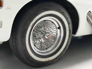 Thumbnail von Other Stutz II Blackhawk V8 Torino 24K Gold