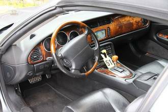 Thumbnail von Кабриолет Jaguar XK8 с 3-летней гарантией