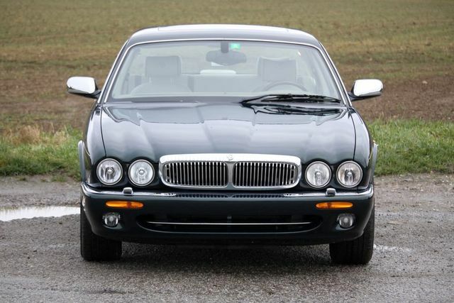 Jaguar Daimler V8 wersja dłuższa 3-letnia gwarancja