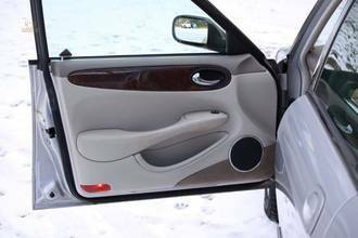 Thumbnail von Jaguar XJ 3.2 Executive à conduite à droite 3 ans de garantie