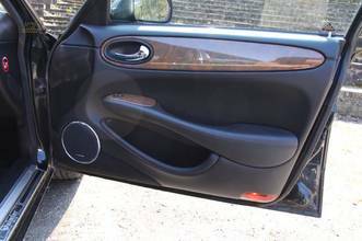 Thumbnail von Jaguar Daimler Super V8 длинная версия 3 года гарантии