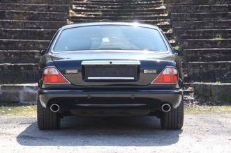 Thumbnail von Jaguar Daimler Super V8 длинная версия 3 года гарантии