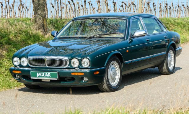 Jaguar Daimler V8 wersja dłuższa 3 lata gwarancji