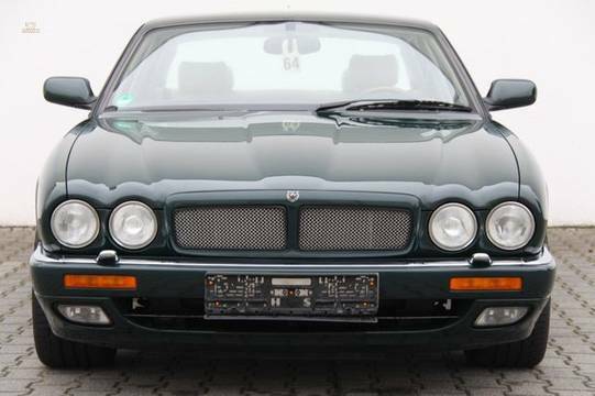 Jaguar XJR mit 3 Jahren Garantie Top Zustand