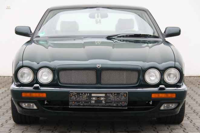 Jaguar XJR mit 3 Jahren Garantie Top Zustand