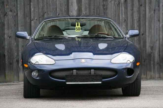 Jaguar XKR Coupe 3 Jahre Garantie