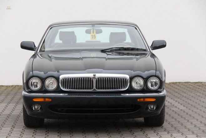 Jaguar XJ 4.0 Sovereign 3 roky záruka