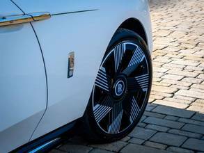 Thumbnail von Rolls-Royce Spectre *PROVENANCE*