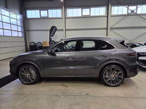 Thumbnail von Porsche Cayenne Turbo/Siège ventilé/Soft-Close/PDLS+/*700€