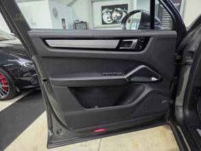 Thumbnail von Porsche Cayenne Turbo/Siège ventilé/Soft-Close/PDLS+/*700€