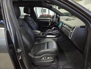 Thumbnail von Porsche Cayenne Turbo/Siège ventilé/Soft-Close/PDLS+/*700€