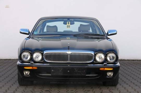 Jaguar Daimler Super V8 Langversion  3 Jahre Garantie