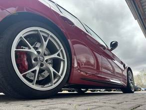 Thumbnail von Alfa Romeo Giulia Quadrifoglio Akrapovic Sparco Carbon Seat