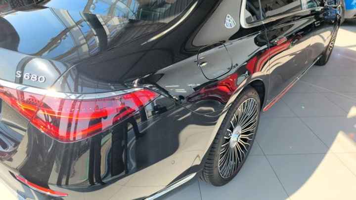 Mercedes-Benz ANDERE S Limousine Maybach S 680 4Matic