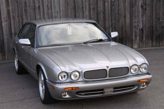 Jaguar Top gepflegter XJR mit 3 Jahre Garantie