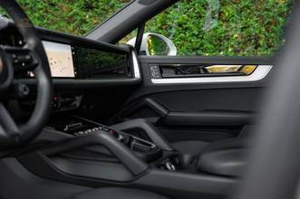 Thumbnail von Porsche Cayenne S E-H  SportDesign|Burmester|SiKlima|SAG