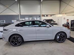 Thumbnail von Porsche Cayenne Turbo /2.Hand/PDLS+/Bose/360/Pano/*878€