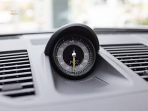 Thumbnail von Porsche 992 GT3 in chalk, full bucket seats, carbon, lift