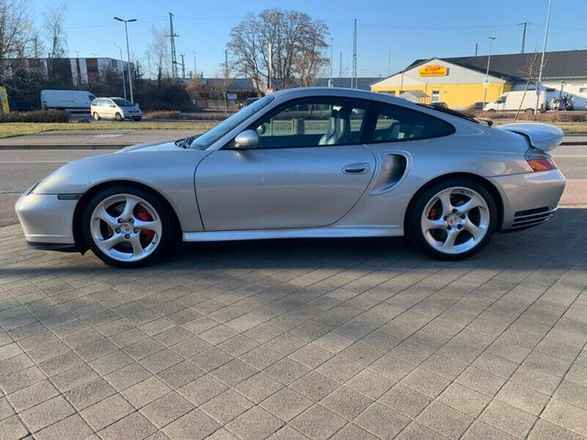 Porsche 996 Turbo Coupé, Motor neu, Schalter, TÜV NEU