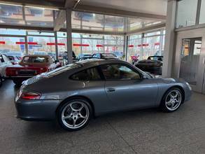 Thumbnail von Porsche 996 Carrera 2 Coupé - 6-Gg. - Erstlack - 81tkm!