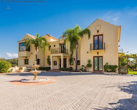 ***VILLA IN MONTE MAYOR, BENAHAVIS***