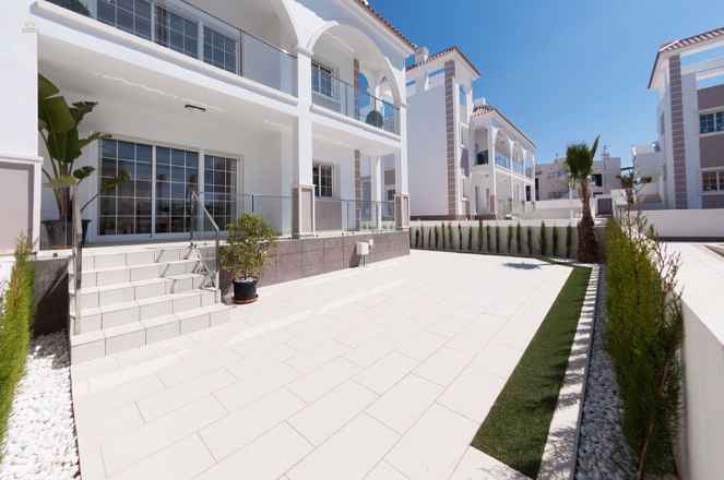 ***Wunderschöne 3-Zimmer Erdgeschoss-Wohnungen in eleganter Anlage mit Gemeinschaftspool***