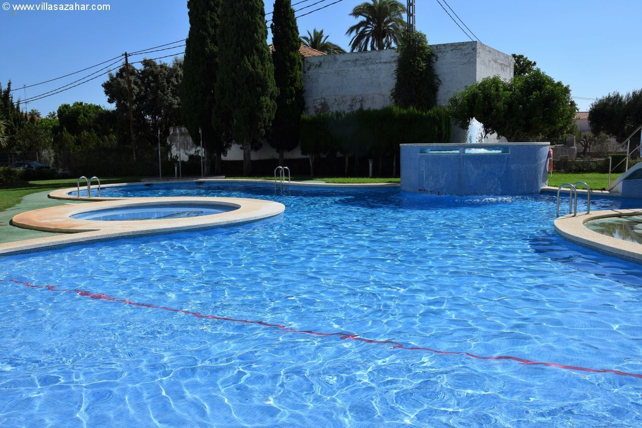 ***Nova Romana Appartement mit kleinem Garten in Strandnähe***