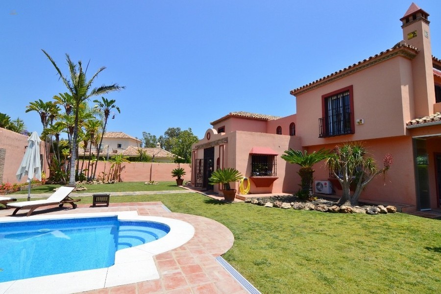 Luxus-Villa in Guadalmina Baja R2559869