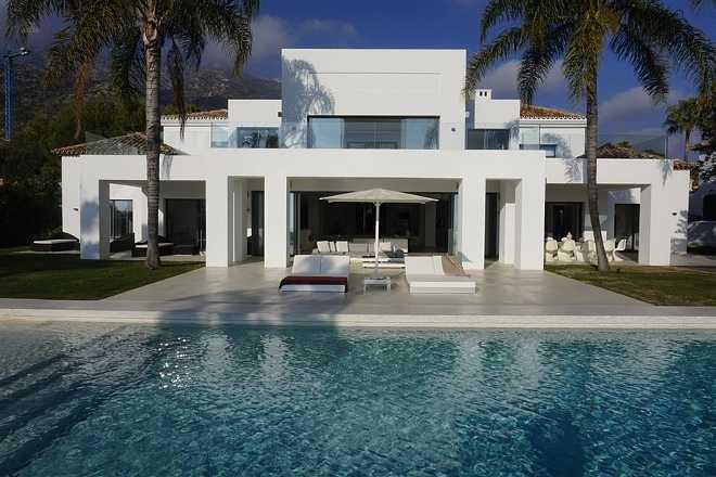 Luxus-Villa in Sierra Blanca R2560847 