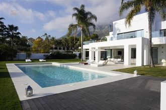 Thumbnail von Luxus-Villa in Sierra Blanca R2560847