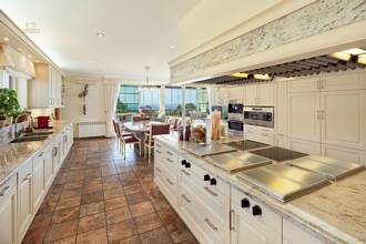 Thumbnail von Luxus-Villa in Marbella R2475011