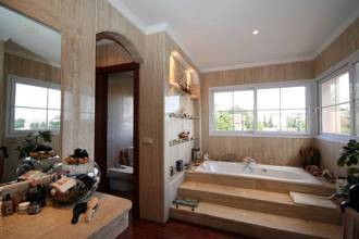 Thumbnail von Luxus-Villa in Marbesa R2779934