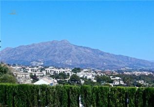 Thumbnail von Luxus-Villa in El Paraiso R848545