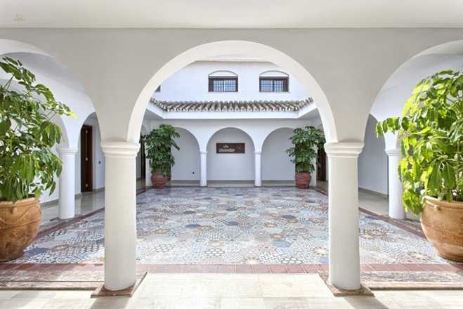 Luxus-Villa in Nueva Andalucia R2783966 