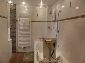 Thumbnail von ***SCHÖNE ETAGENWOHNUNG mit 2 ZIMMERN, KÜCHE, BAD, BALKON im 7.OG***