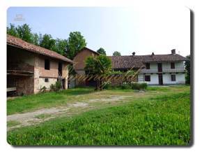 Thumbnail von Immogold L-förmiges piemontesisches Bauernhaus