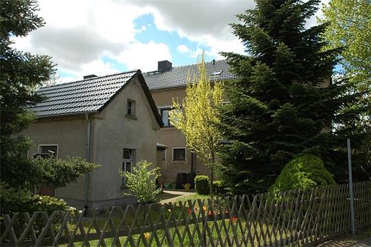 Großes EFH, gegenwärtig als ZFH genutzt, wird verkauft