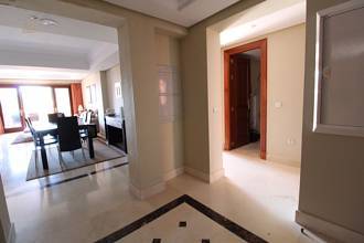 Thumbnail von ***LUXURIÖSES DUPLEX-PENTHOUSE IN ERSTER STRANDLINIE VON MAR AZUL IN ESTEPONA***