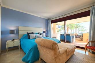 Thumbnail von ***EXKLUSIVE WOHNUNG DIREKT AM MEER AN DER NEUEN GOLDENEN MEILE VON ESTEPONA***