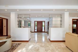 Thumbnail von ***NEUBAU-VILLA IN HACIENDA LAS CHAPAS IN MARBELLA***