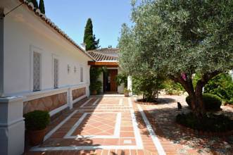 Thumbnail von ***TRAUMHAFTE VILLA IN DER GOLDENEN MEILE IN MARBELLA***