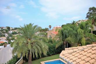 Thumbnail von ***Fantastische Villa mit Pool und Gästeappartement***