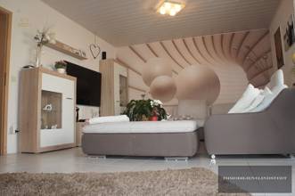 Thumbnail von immobilien-lindstedt.de / LIEBLINGSGARTEN, LIEBLINGSLAGE, LIEBLINGSHAUS! HIER IN ERBES-BÜDESHEIM!