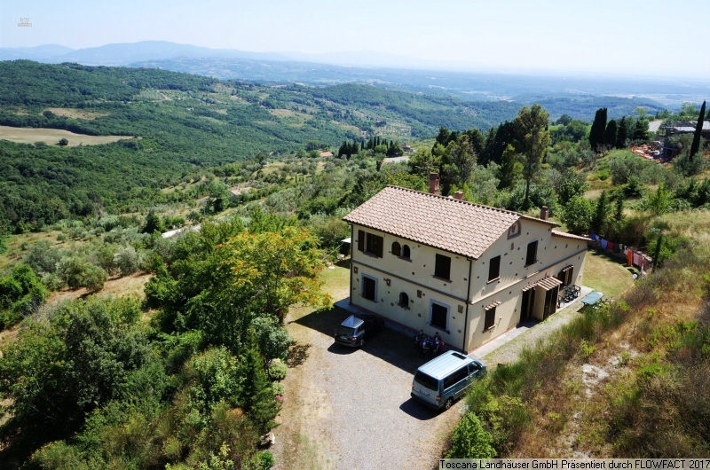 renoviertes Landhaus mit Meerblick und ca. 2 ha Land