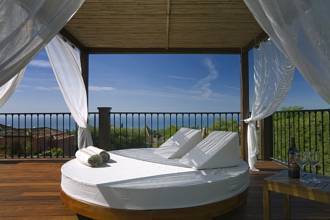 Thumbnail von Luxus-Villa in Sierra Blanca R2804303